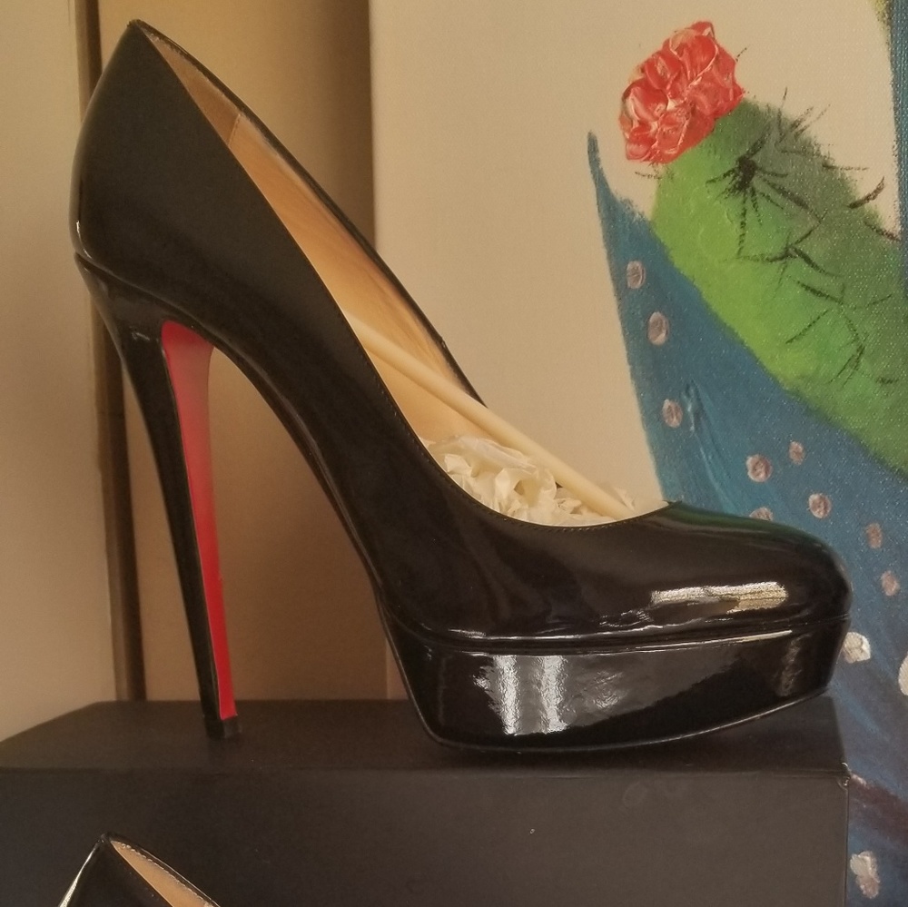 Christian louboutin bianca (SOLD)